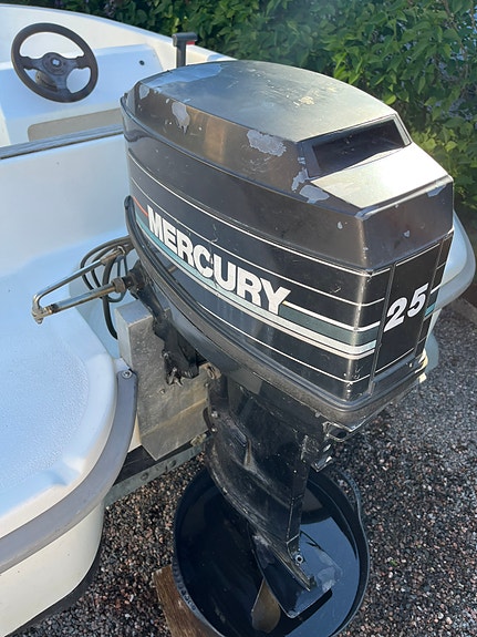 Forbina Bambina 330 – Mercury 25 hk tvåtakt + släp 3 of 5