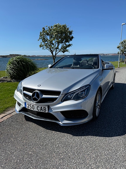 Mercedes-Benz E250 2 of 5