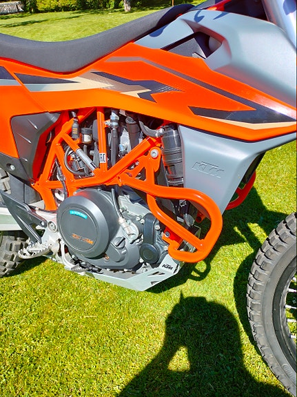 KTM 690 ENDURO R 4 of 5