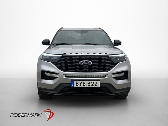 Ford Explorer 2 of 30