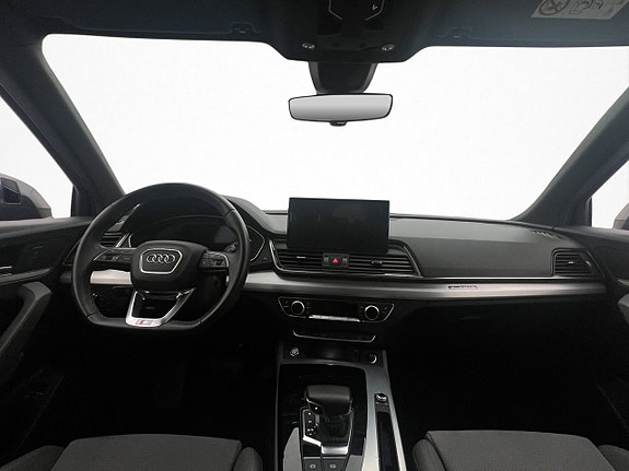 Audi Q5 12 of 30