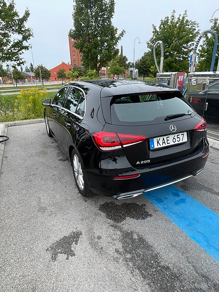 Mercedes-Benz A200 3 of 5