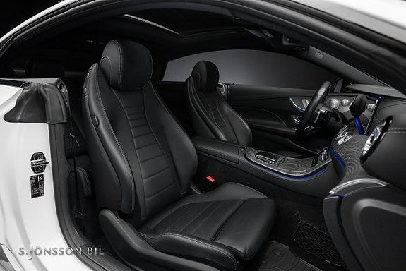 Mercedes-Benz E300 15 of 20