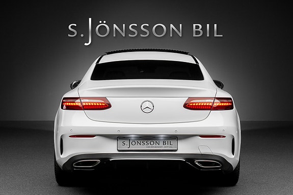 Mercedes-Benz E300 5 of 20