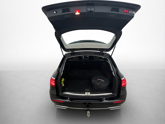 Mercedes-Benz E300 17 of 30