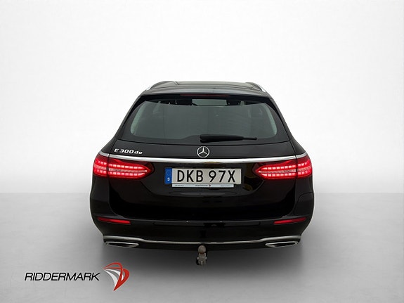 Mercedes-Benz E300 8 of 30