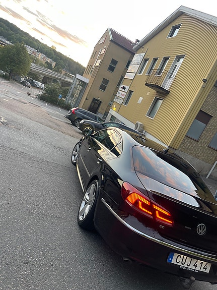 Volkswagen CC 4 of 5