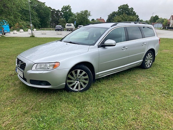 Volvo V70 5 of 6