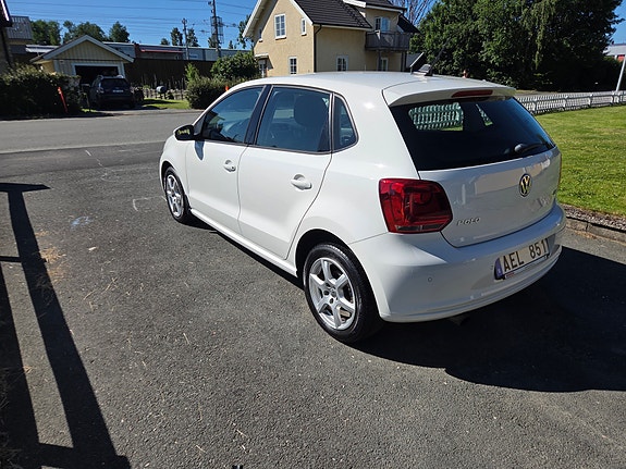 Volkswagen Polo 3 of 5