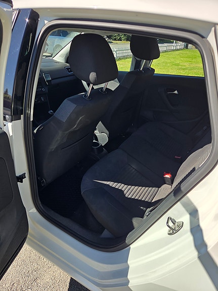 Volkswagen Polo 5 of 5