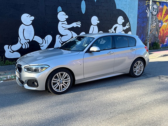 BMW 116d 2 of 5