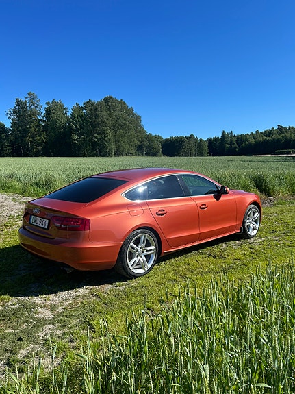 Audi A5 4 of 5