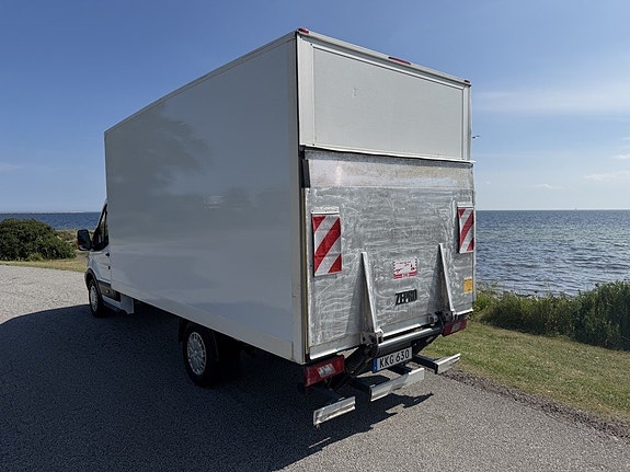 Ford Transit 3 of 5