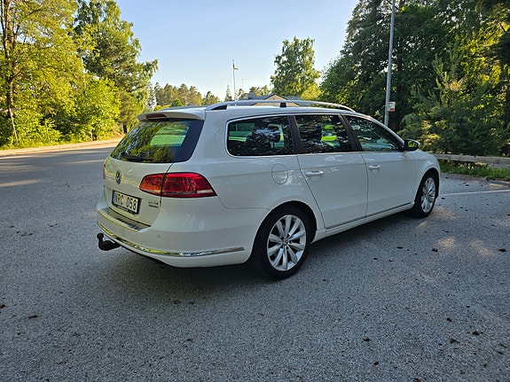 Volkswagen Passat 4 of 5