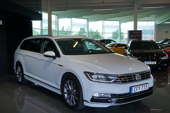 Volkswagen Passat 2 of 5