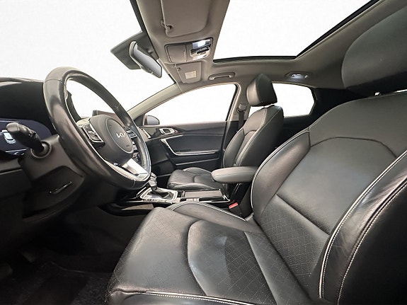 Kia XCeed 12 of 30