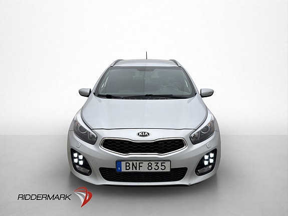 Kia Ceed 2 of 5