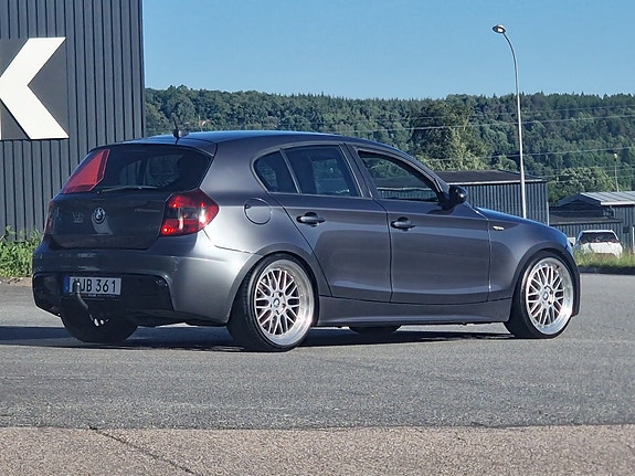 BMW 120d 3 of 10