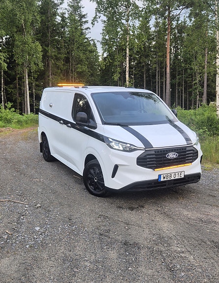 Ford Transit Custom 2 of 5