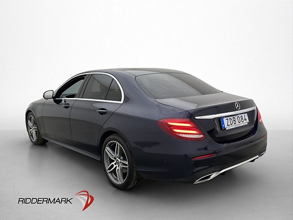 Mercedes-Benz E220 5 of 5