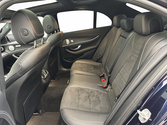 Mercedes-Benz E220 16 of 30