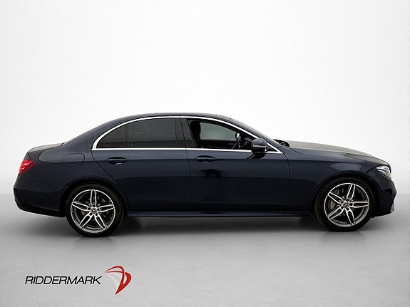 Mercedes-Benz E220 9 of 30