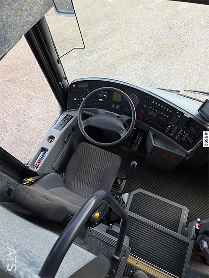 Buss Van Hool E200  (145,000:- ex moms) 6 of 24