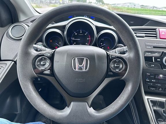 Honda Civic 13 of 18