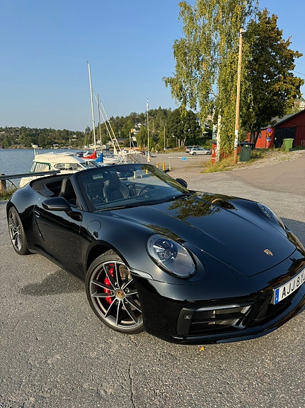 Porsche 911 Carrera S 5 of 5