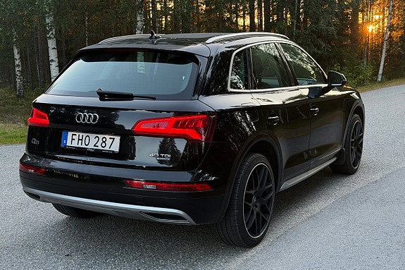 Audi Q5 12 of 18