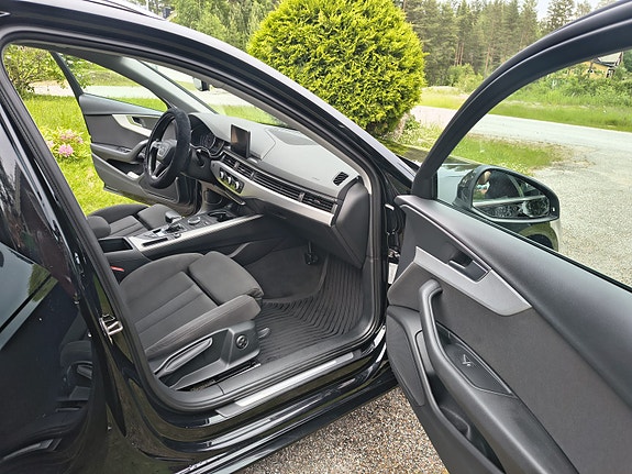 Audi A4 4 of 10