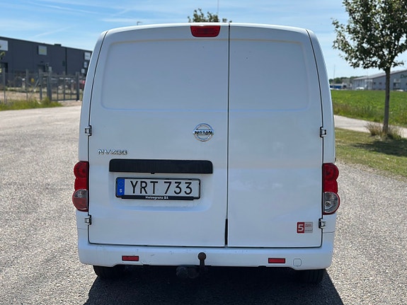 Nissan NV200 5 of 5