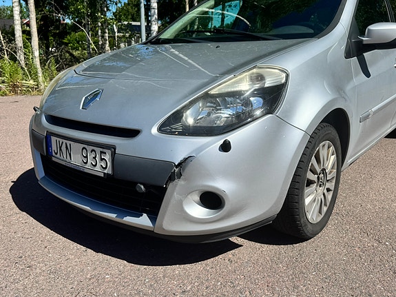Renault Clio 4 of 5
