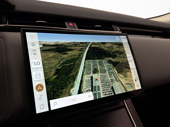 Land Rover Range Rover Velar 22 of 30