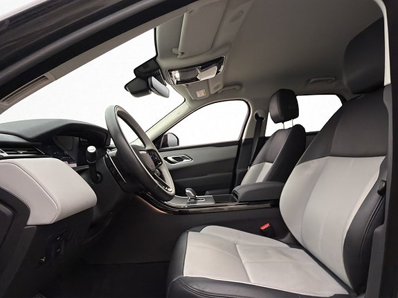 Land Rover Range Rover Velar 12 of 30