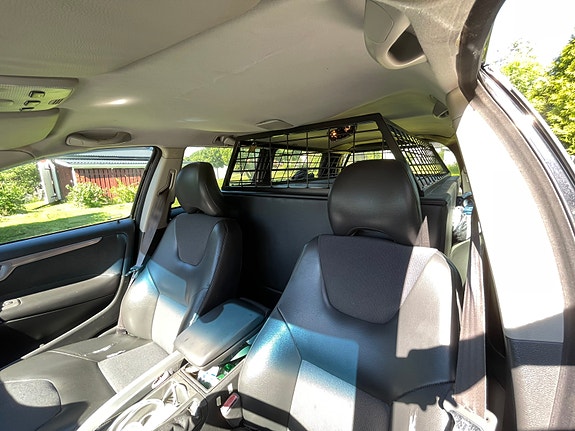 Volvo XC70 5 of 6