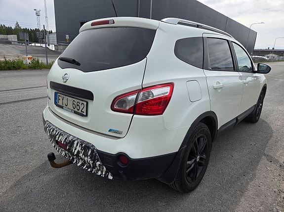 Nissan Qashqai+2 4 of 5