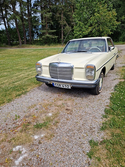 Mercedes-Benz 250 CE 5 of 5