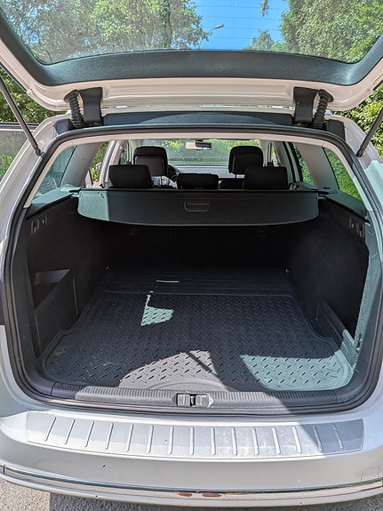 Volkswagen Passat 6 of 6