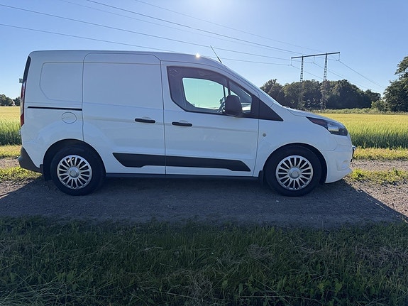 Ford Transit Connect 5 of 5