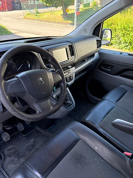 Peugeot Expert 5 of 5