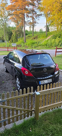 Opel Corsa 4 of 5