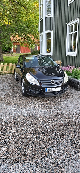 Opel Corsa 2 of 5