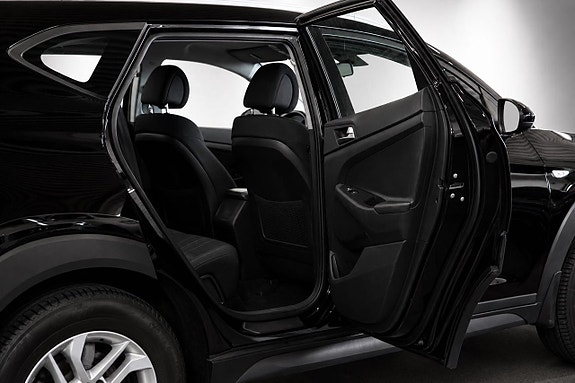 Hyundai Tucson 11 of 18