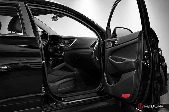 Hyundai Tucson 9 of 18
