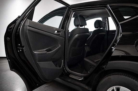 Hyundai Tucson 8 of 18