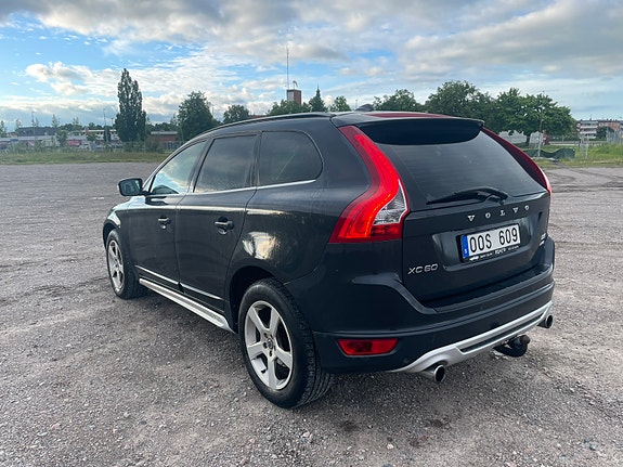 Volvo XC60 4 of 5
