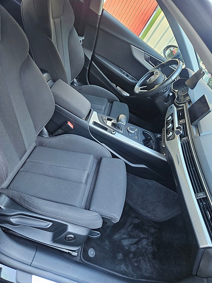 Audi A5 9 of 17