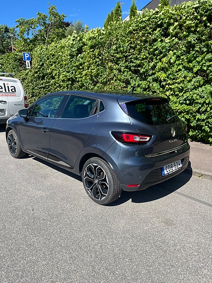 Renault Clio 4 of 5