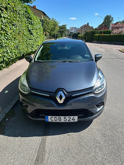 Renault Clio 2 of 5